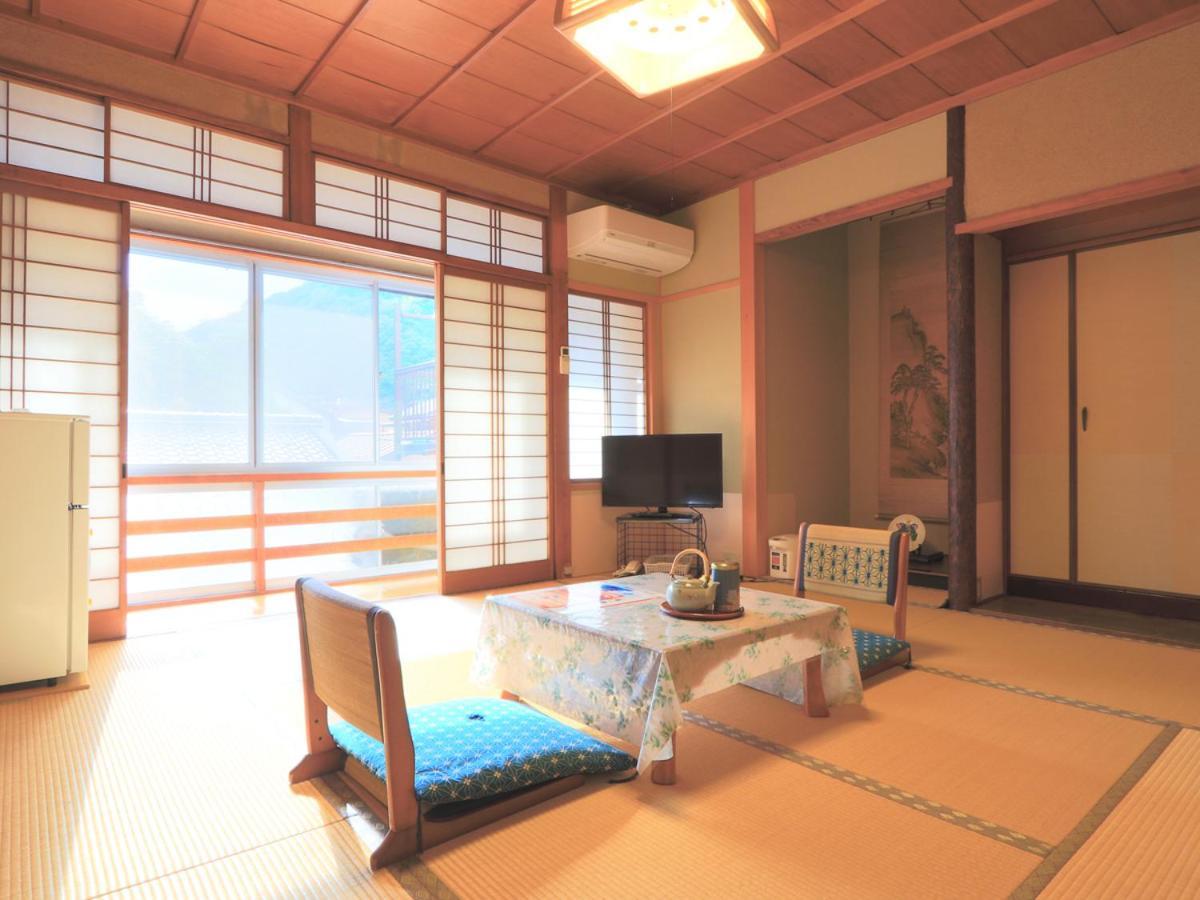 Ougiya Ryokan Toyooka  Eksteriør billede