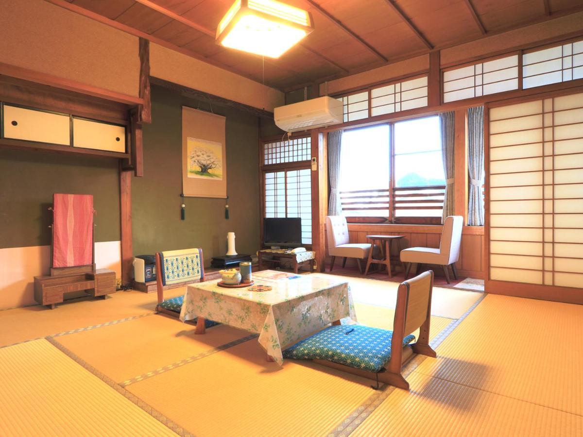Ougiya Ryokan Toyooka  Eksteriør billede